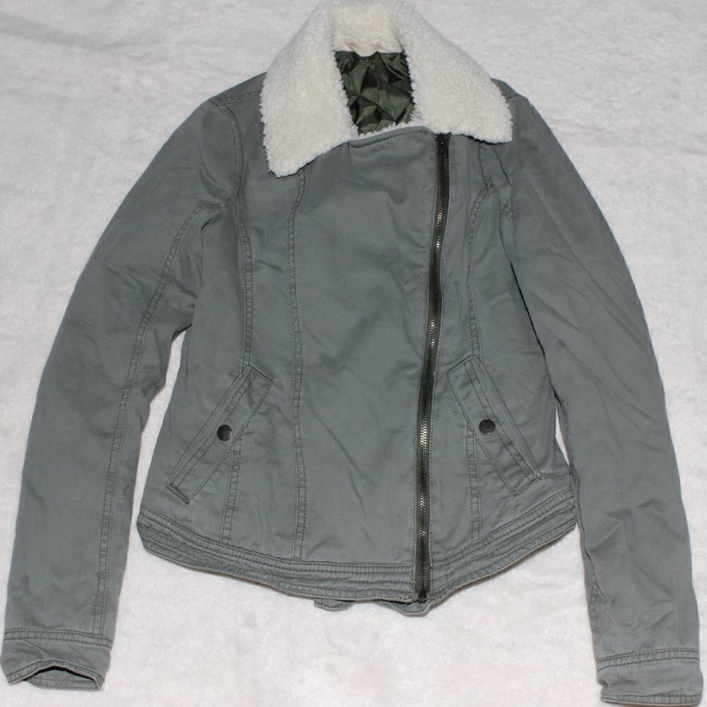 Hollister California XS Small Green Canvas Jacket Coat Cropped Waist EUC